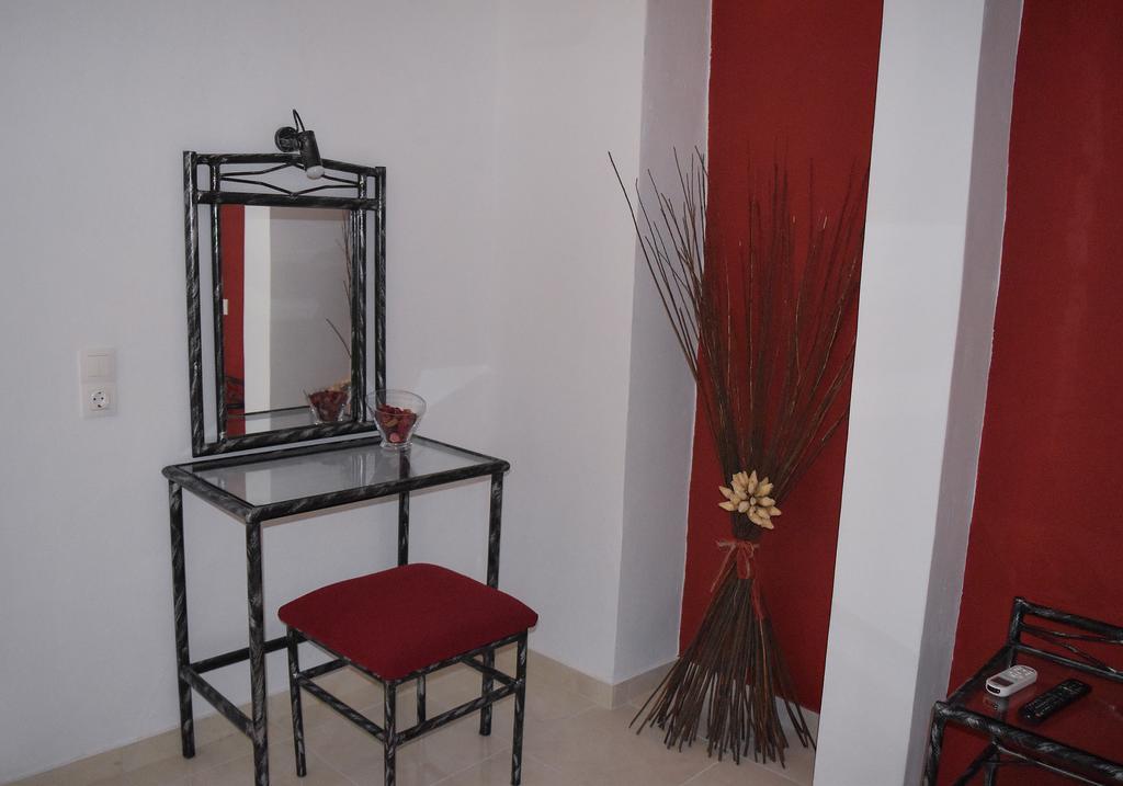 Mirsini Apartments Agios Georgios  Bagian luar foto