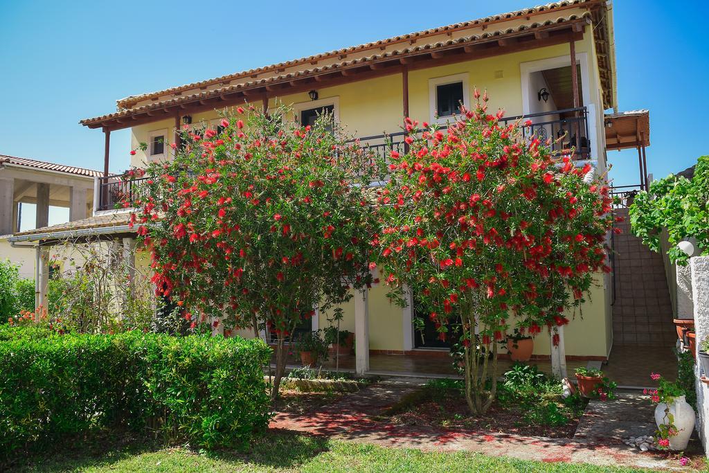 Mirsini Apartments Agios Georgios  Bagian luar foto